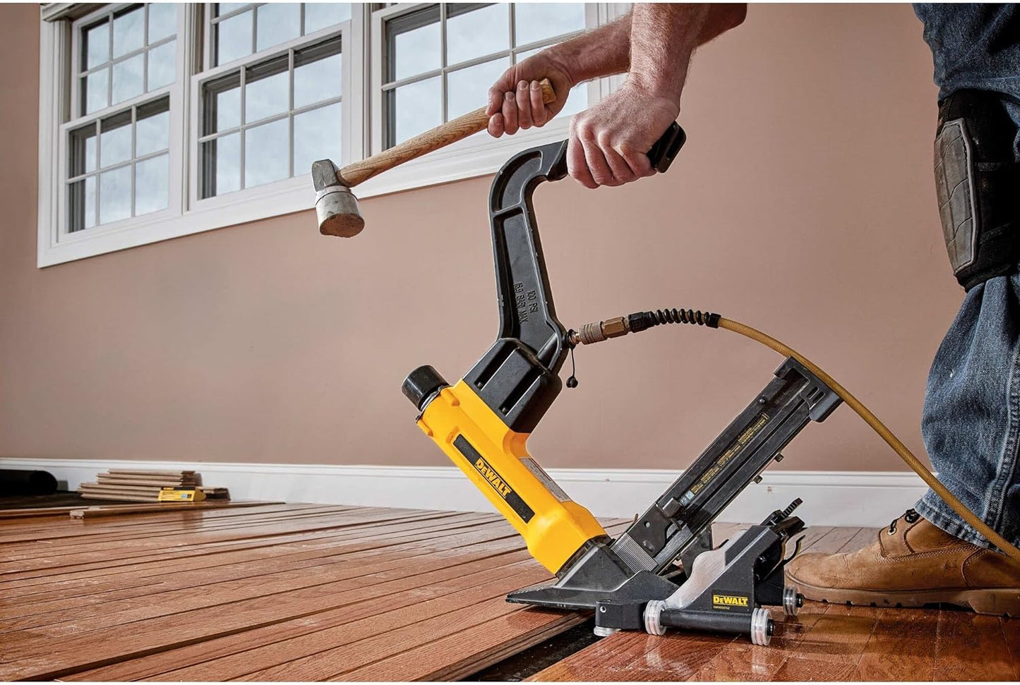 DEWALT Flooring Stapler, 2-in-1 Tool (DWFP12569)